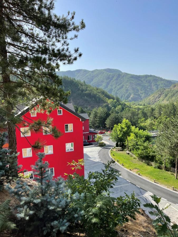 Hotel Sh & Sh Puke Zewnętrze zdjęcie