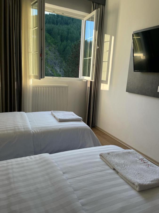 Hotel Sh & Sh Puke Zewnętrze zdjęcie