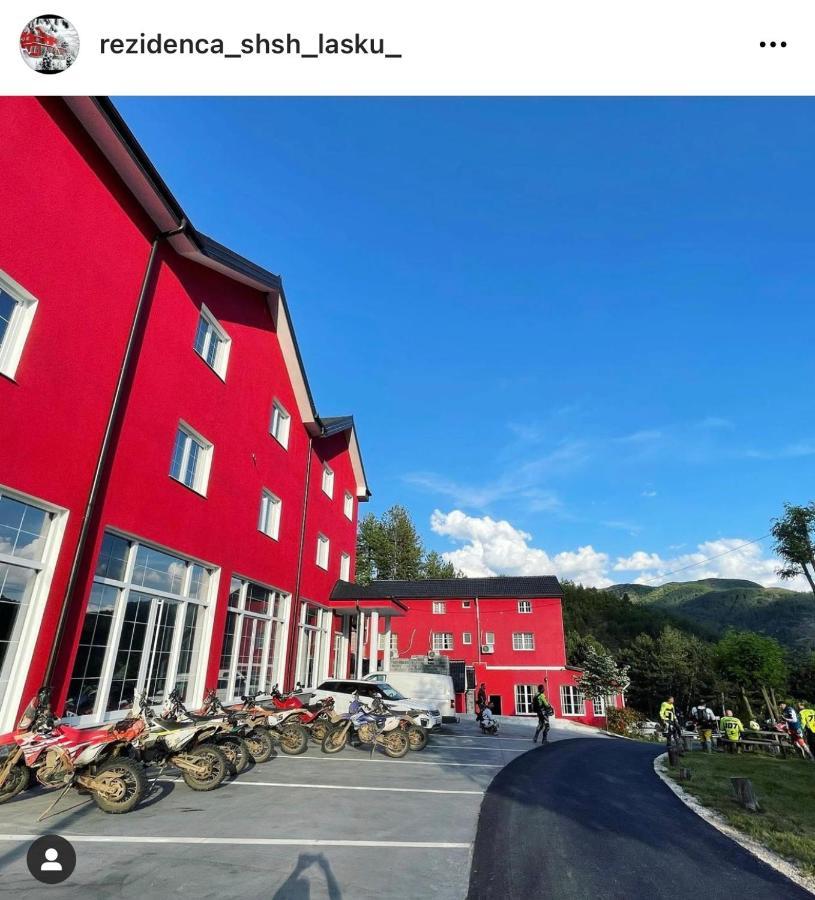 Hotel Sh & Sh Puke Zewnętrze zdjęcie