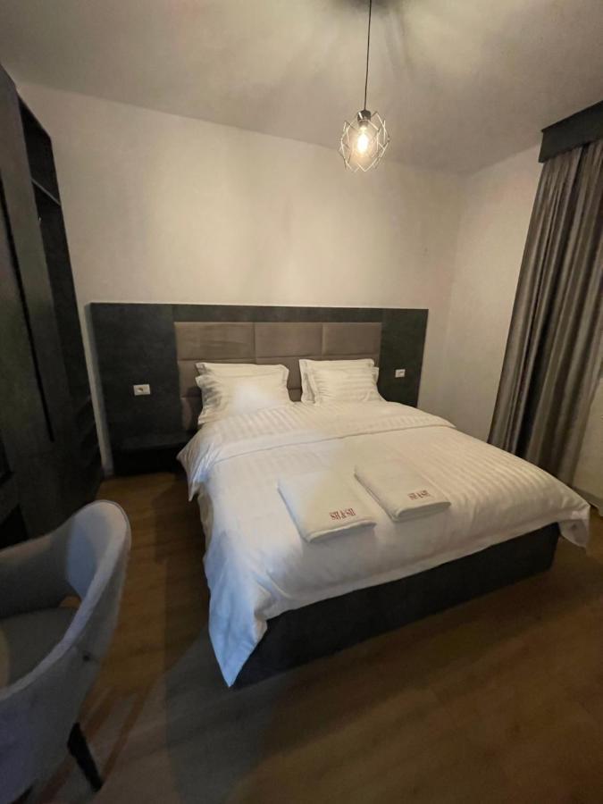 Hotel Sh & Sh Puke Zewnętrze zdjęcie